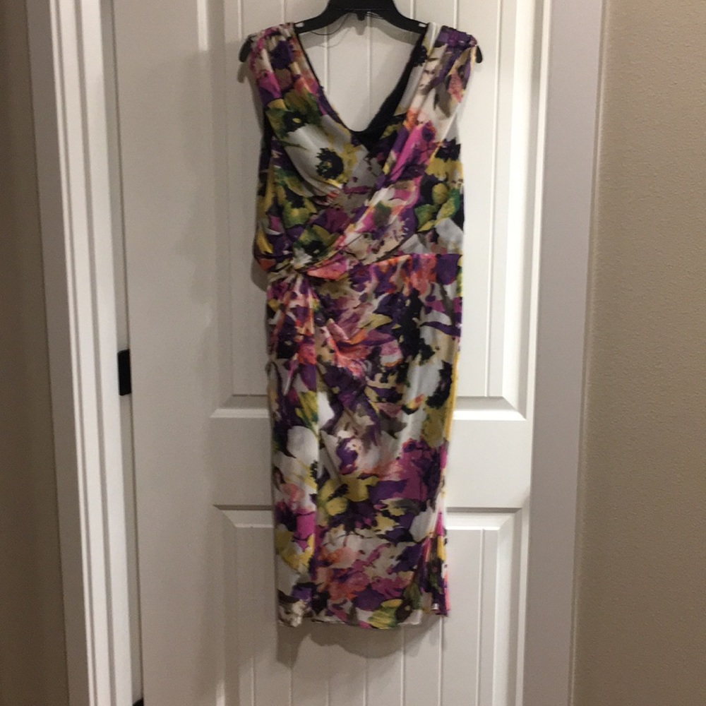 Dress- only worn once